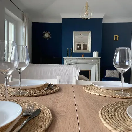 Apartment Prive De Charme Et Calme Proche Port Lympia Nizza